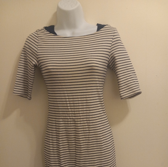 Dresses 👗 👗 👗 - Picture 8 of 10